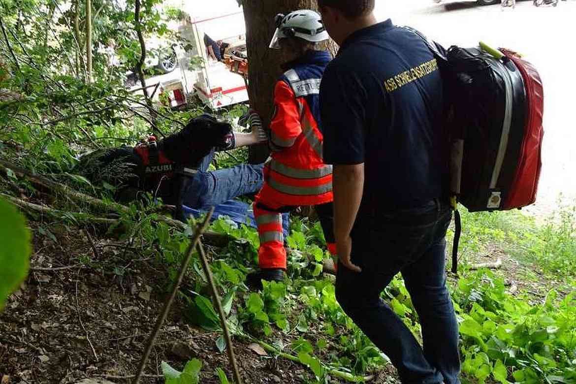 asb-tag-der-offenen-tuer-barbis-2018---rettungshundestaffel-bad-lauterberg-und-seg.jpg